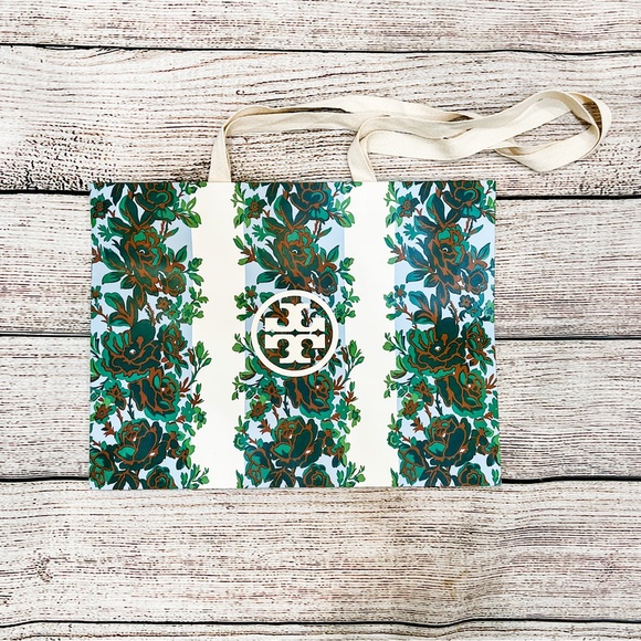Tory Burch Handbags - Tory Burch Shopping Bag